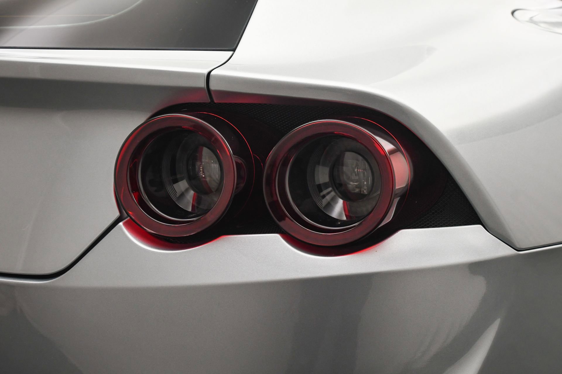 Used 2018 Ferrari GTC4Lusso T image 26