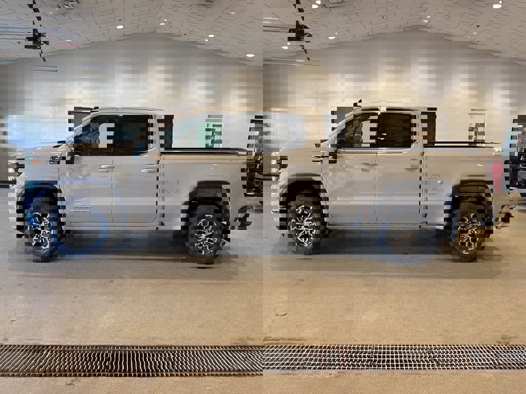 New 2026 GMC Sierra 1500 SLE w/ LPO, GMC Protection Package