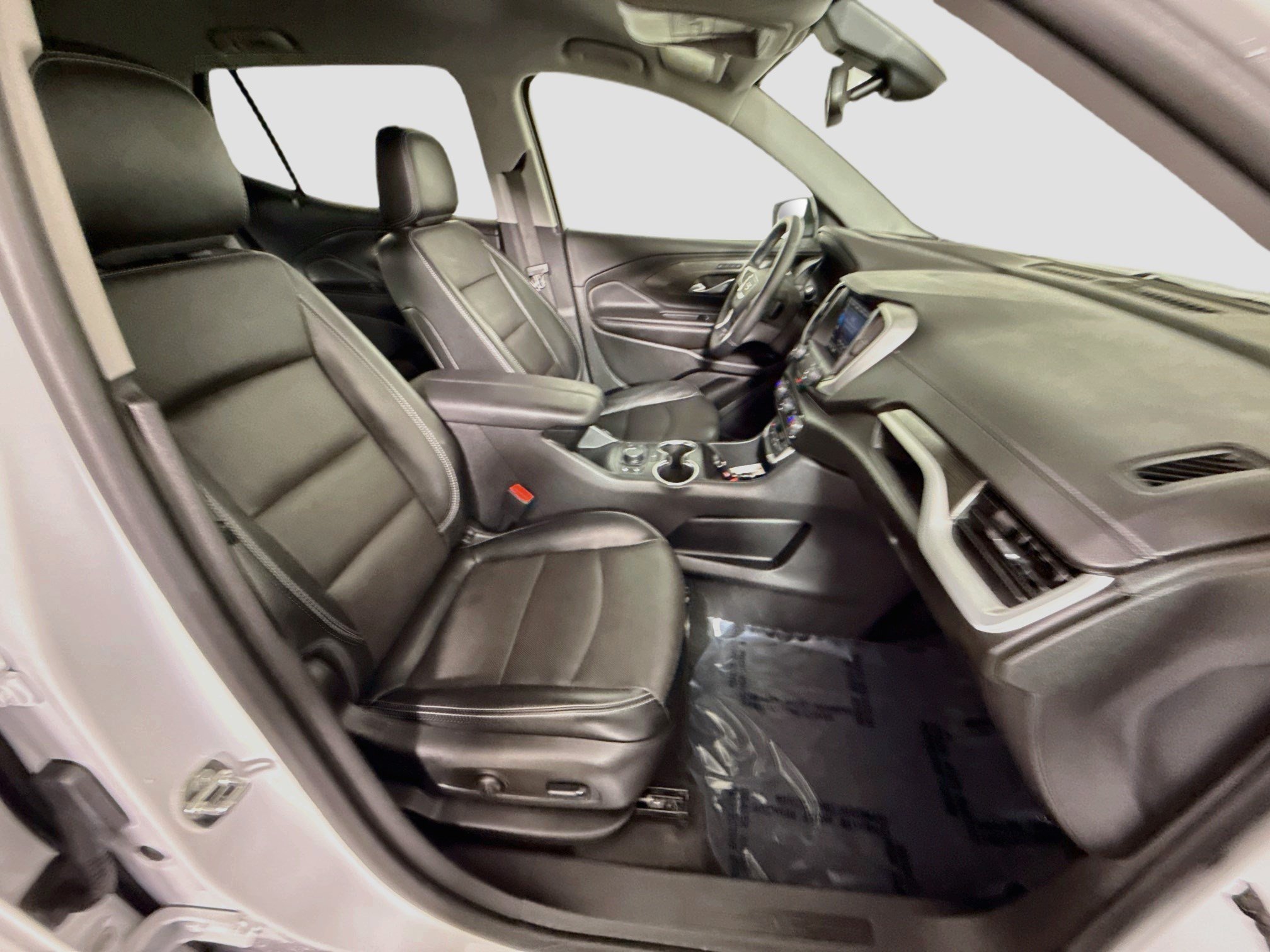 Used 2023 GMC Terrain SLT w/ Tech Package FWD image 29