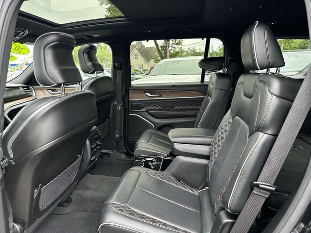 Certified 2021 Jeep Grand Cherokee L Summit w/ Luxury Tech Group V image 8