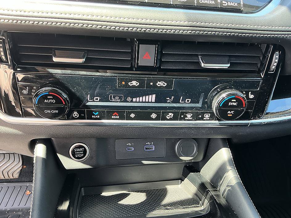 Certified 2023 Nissan Rogue SL w/ SL Premium Package AWD/4WD image 19