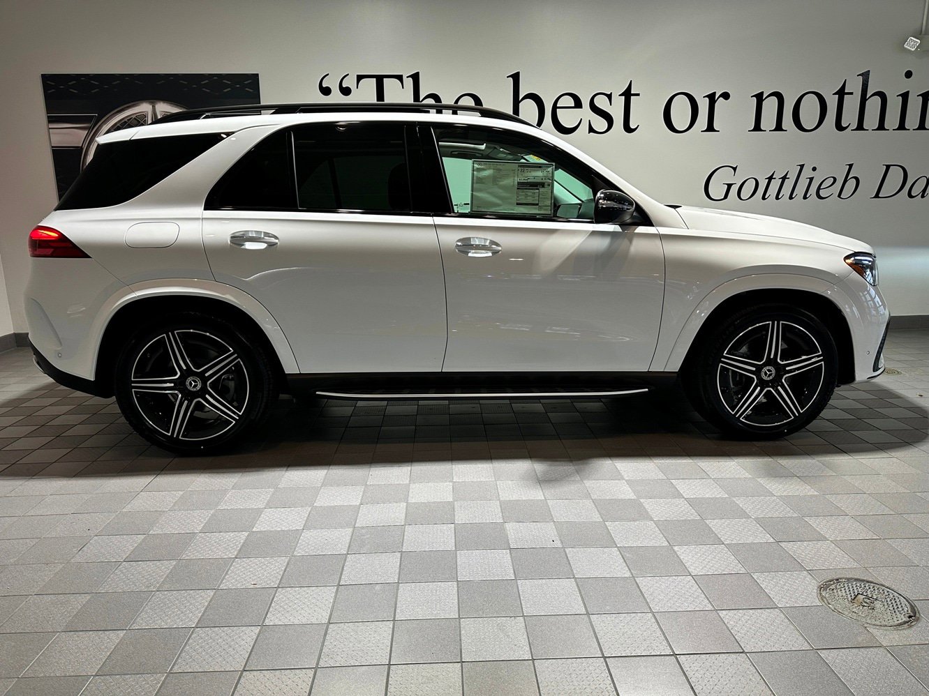 New 2026 Mercedes-Benz GLE 350 4MATIC image 3