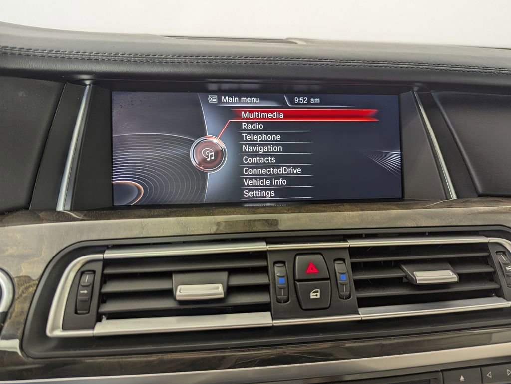 Used 2015 BMW 750Li RWD image 11