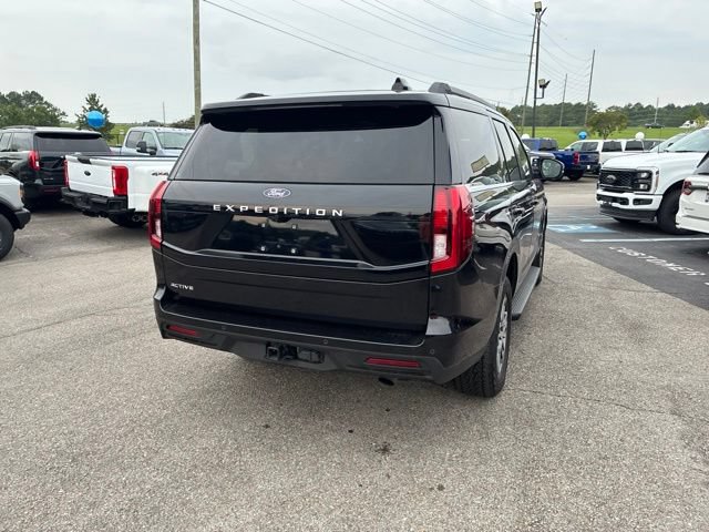 Used 2025 Ford Expedition Active AWD/4WD image 33