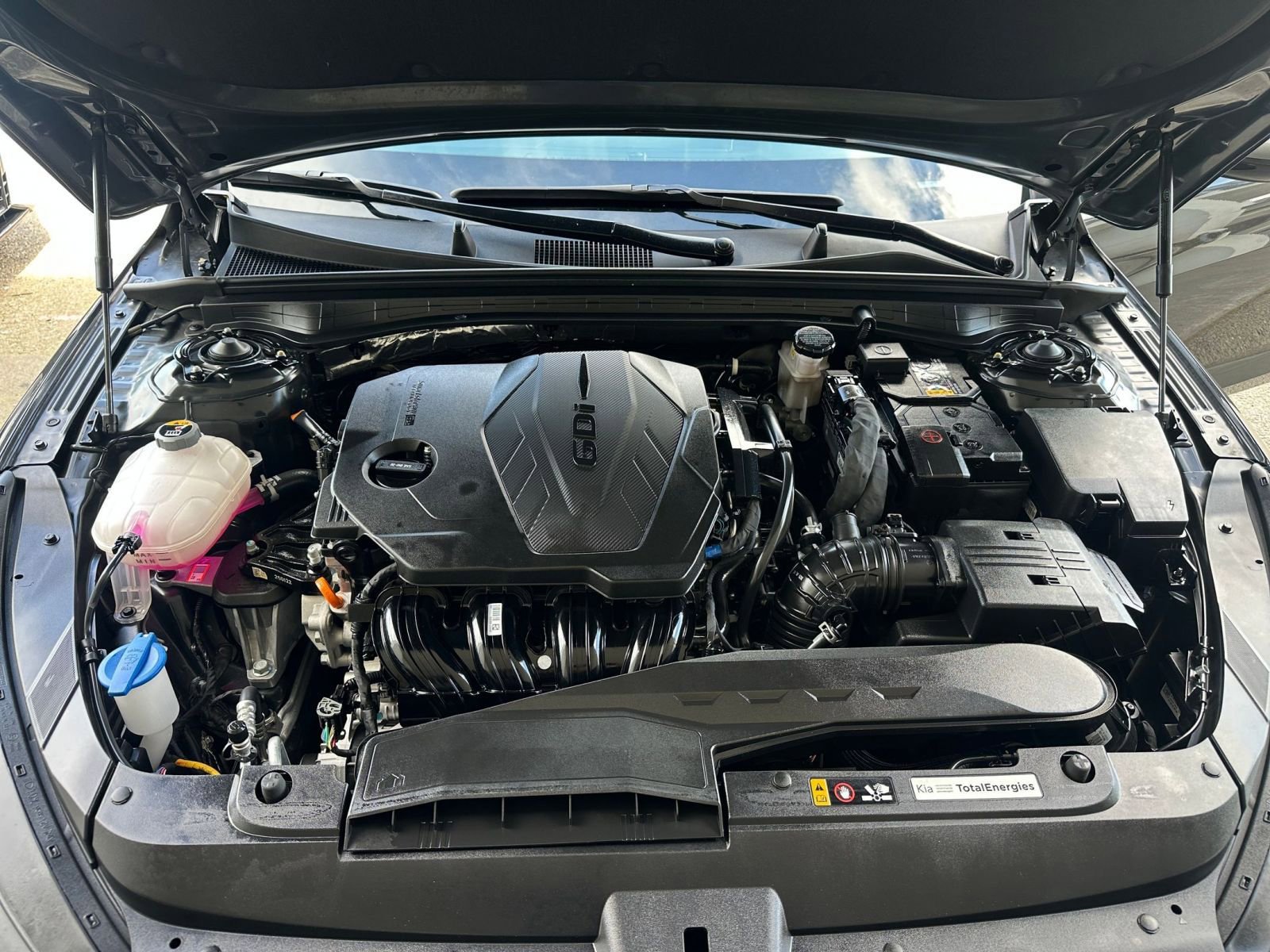 Used 2025 Kia K5 LXS image 32