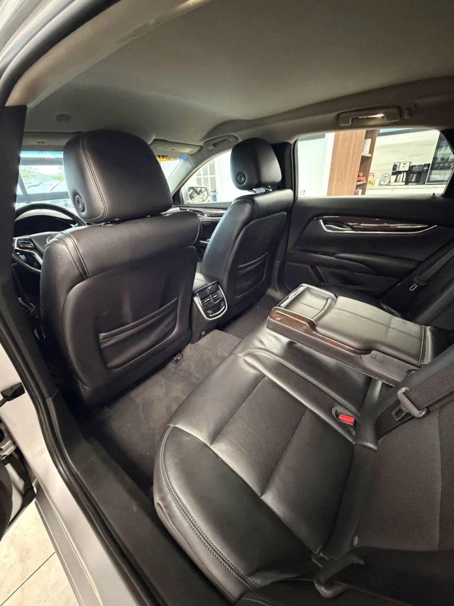 Used 2015 Cadillac XTS Luxury AWD/4WD image 17