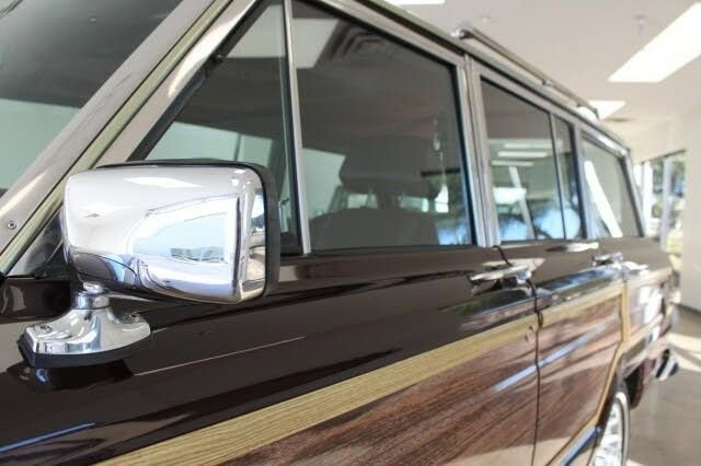 Used 1989 Jeep Grand Wagoneer image 49