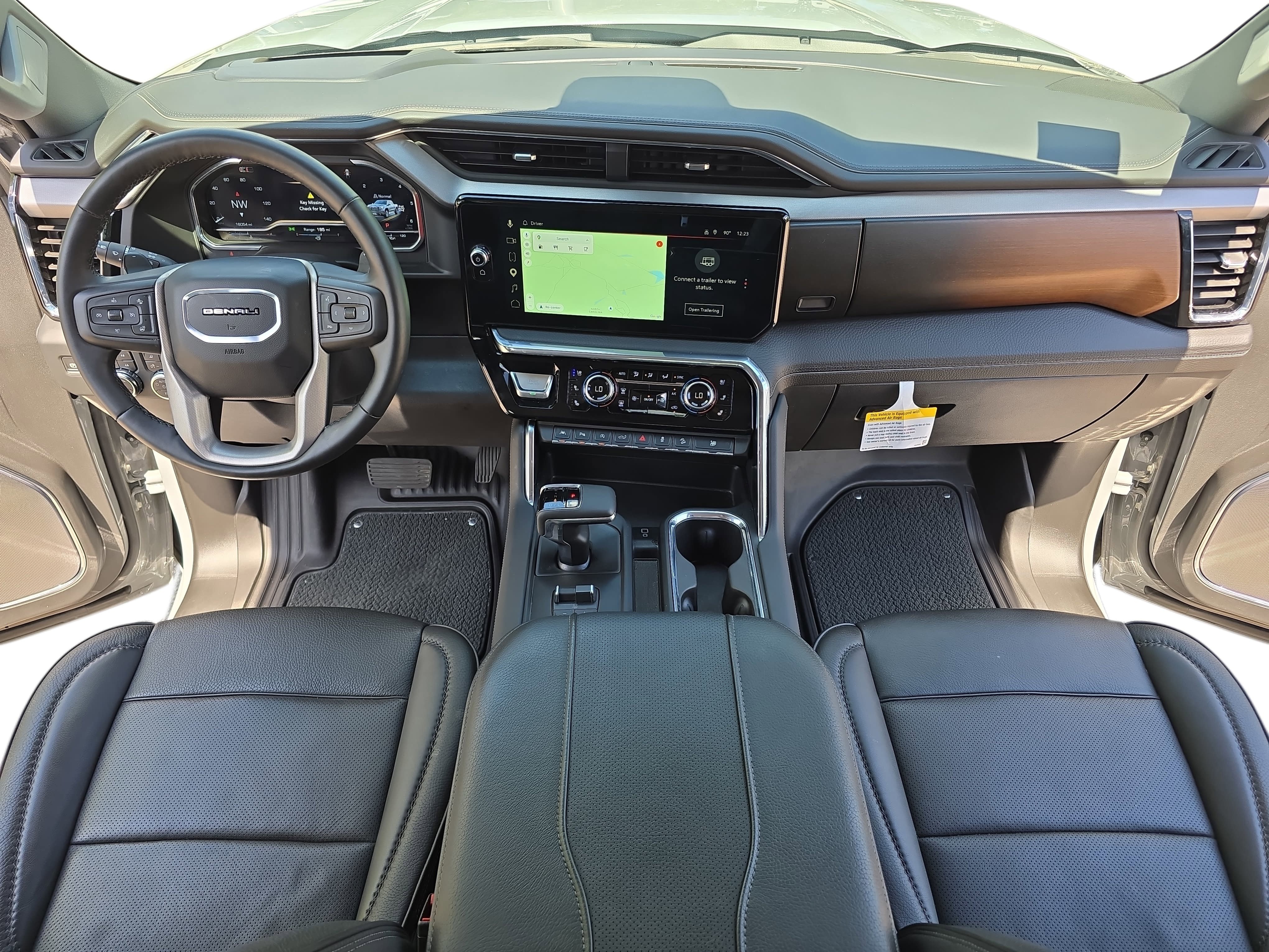 Used 2024 GMC Sierra 1500 Denali w/ Denali Reserve Package AWD/4WD image 9