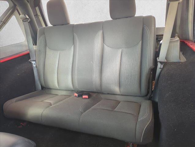 Used 2017 Jeep Wrangler Sahara image 10