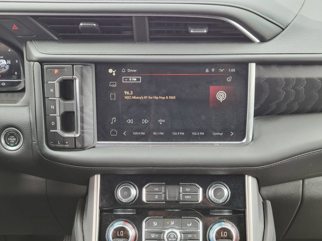 Used 2024 GMC Yukon XL Denali AWD/4WD image 23