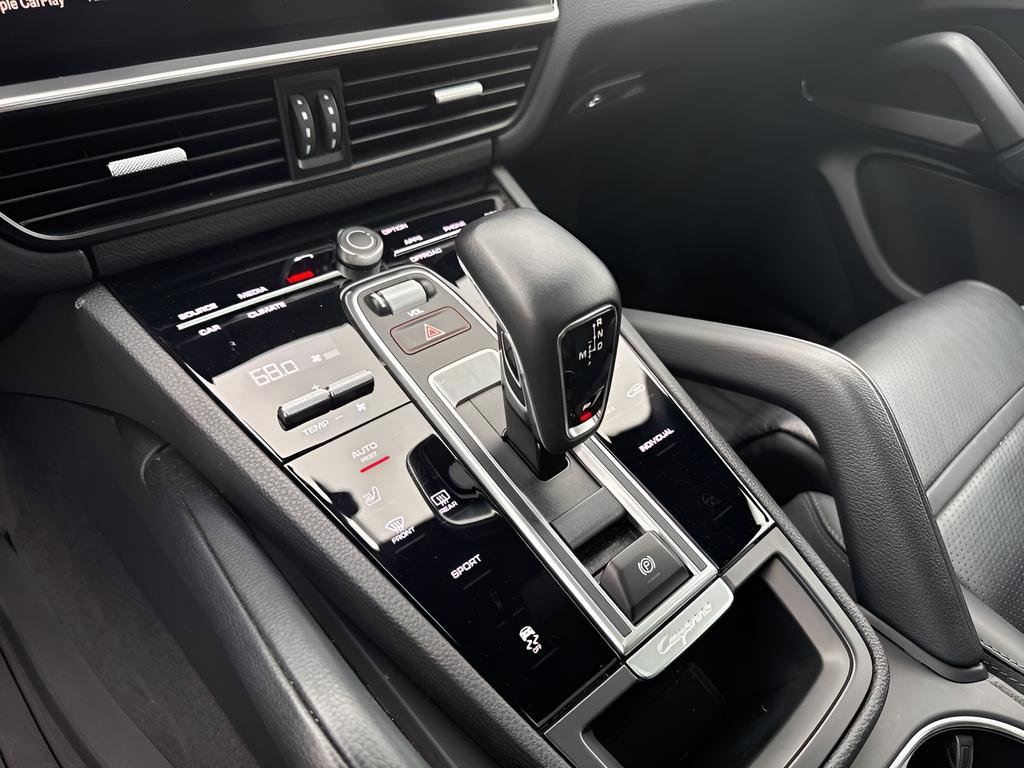 Used 2023 Porsche Cayenne Base image 27