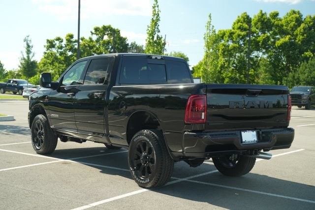 New 2026 RAM 2500 Big Horn AWD/4WD image 5