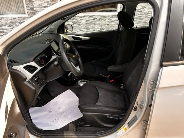 Used 2018 Chevrolet Spark LT FWD image 10