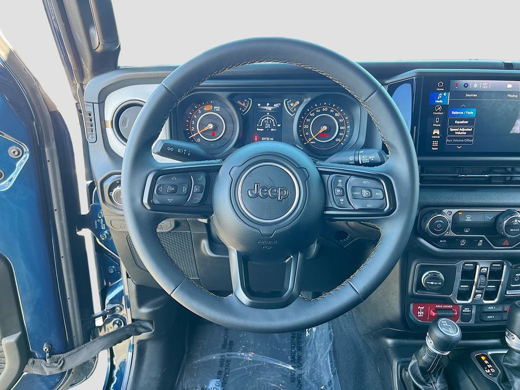 Certified 2025 Jeep Wrangler Willys image 11