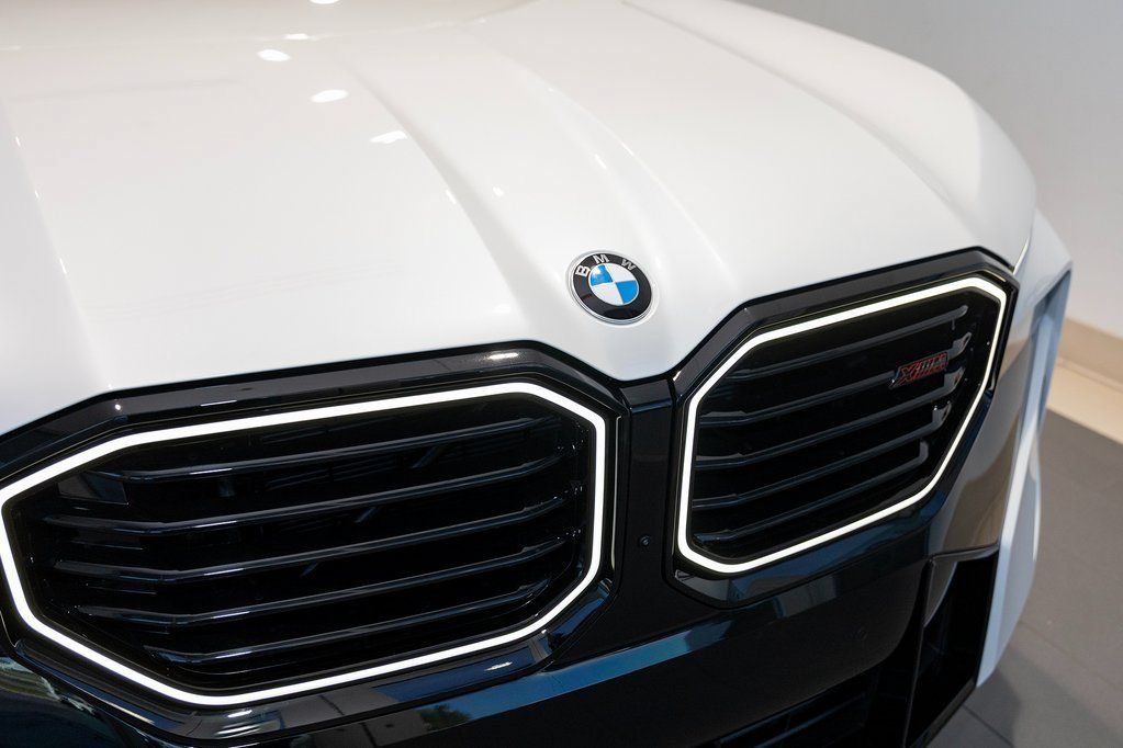 Used 2026 BMW XM Label Red AWD/4WD image 7