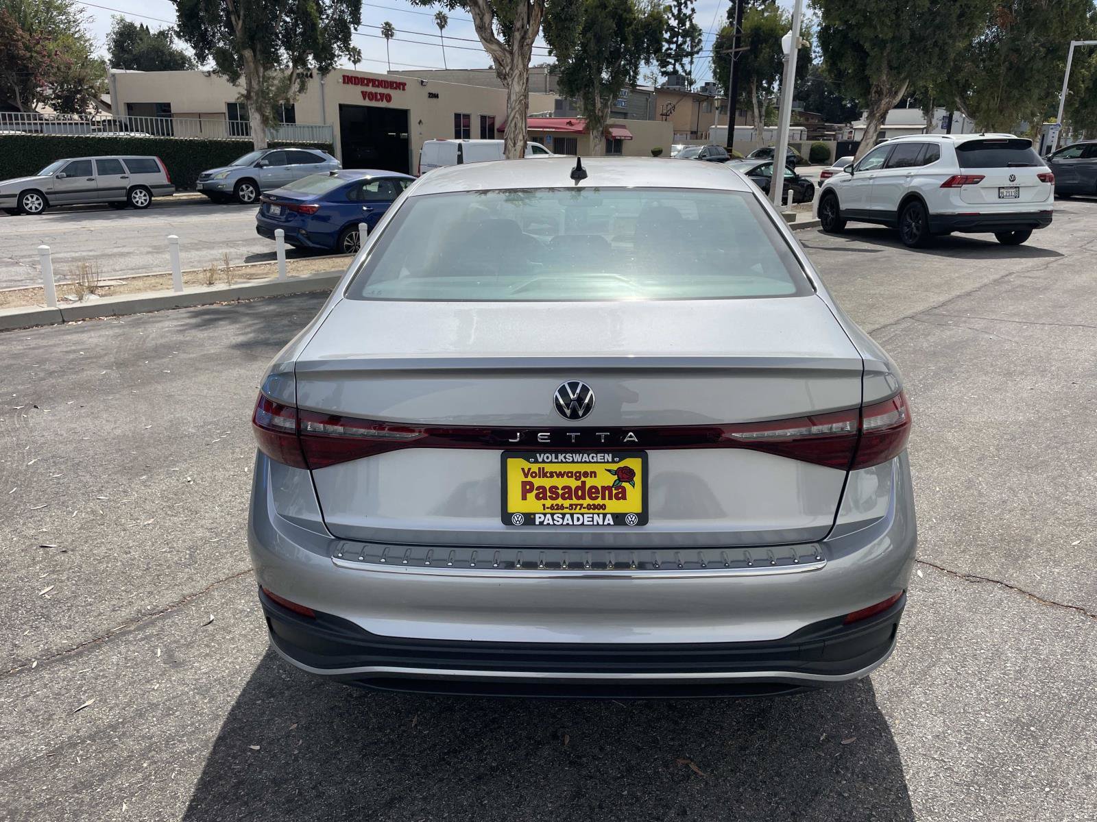 New 2026 Volkswagen Jetta SE FWD image 4