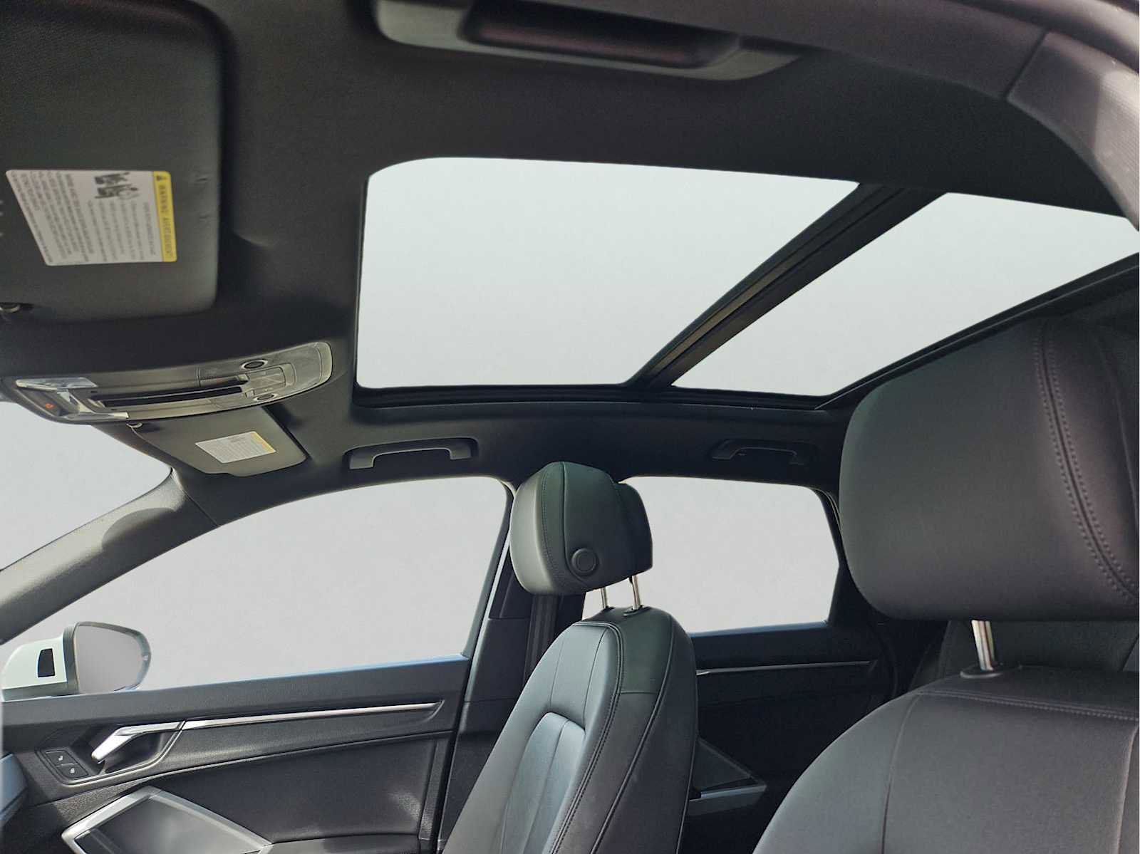 Used 2023 Audi Q3 2.0T Premium AWD/4WD image 17