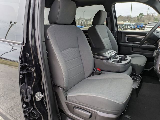 Used 2024 RAM 1500 Classic Warlock image 32