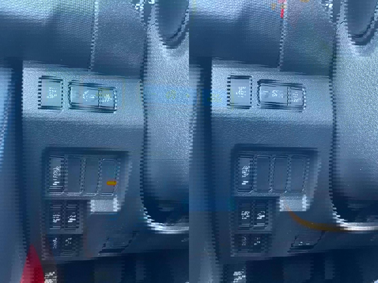 Used 2023 Nissan Frontier PRO-4X w/ Technology Package image 22