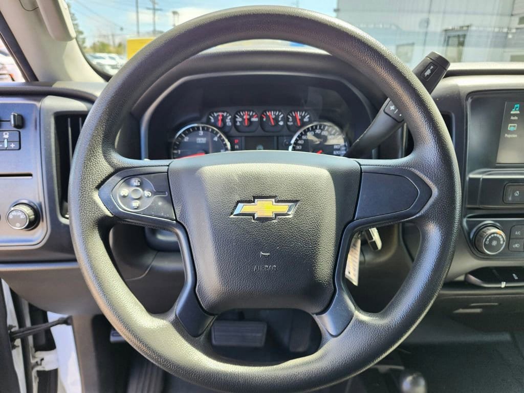 Used 2018 Chevrolet Silverado 2500 W/T w/ Snow Plow Prep Package AWD/4WD image 26