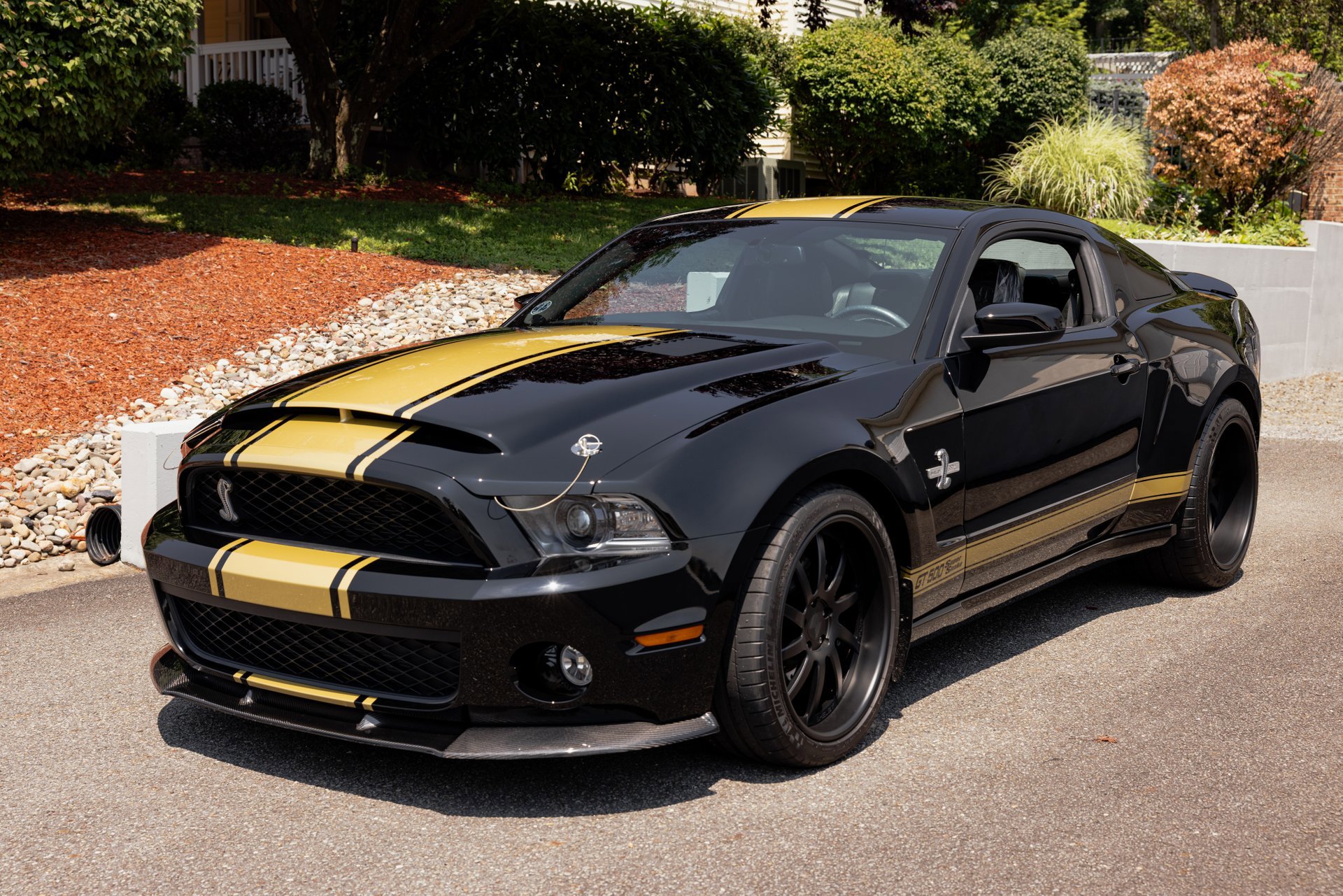 Used 2012 Ford Mustang Shelby GT500 w/ SVT Performance Pkg