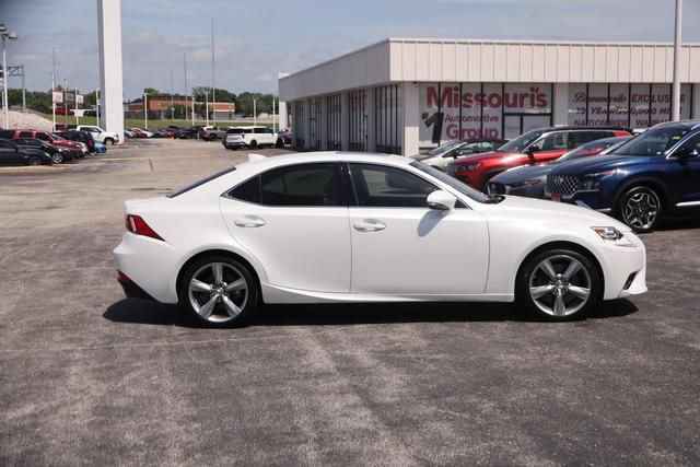 Used 2014 Lexus IS 350 w/ Navigation Package RWD image 5