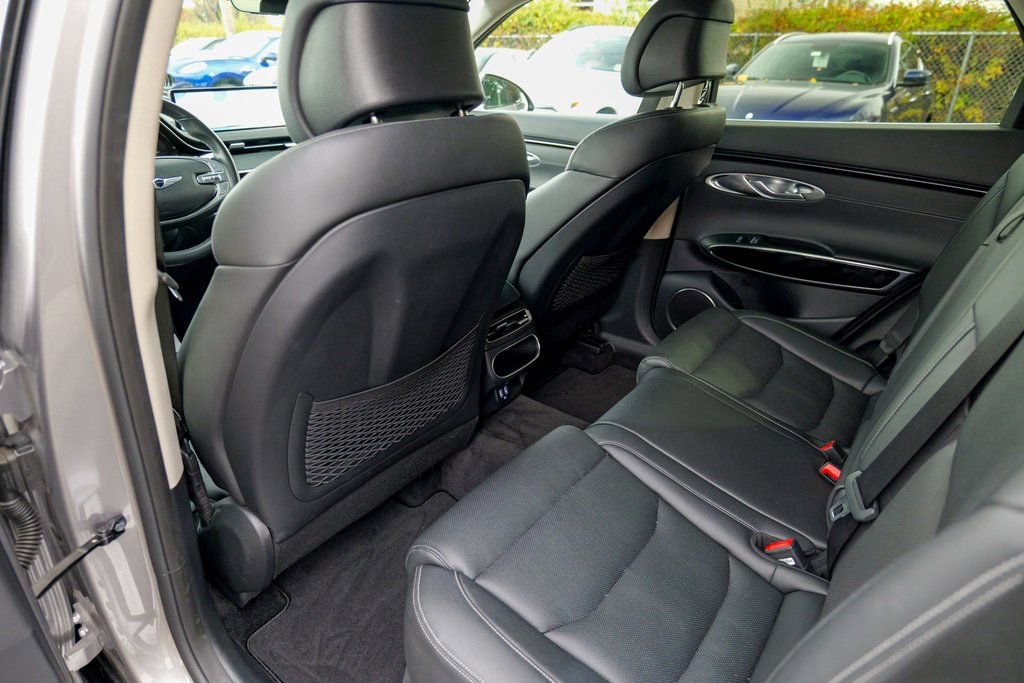 Used 2025 Genesis GV70 2.5T image 30