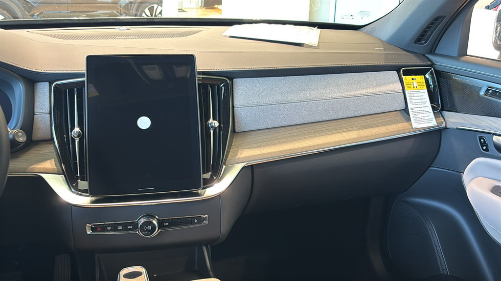 New 2027 Volvo XC90 B6 Ultra AWD/4WD image 8