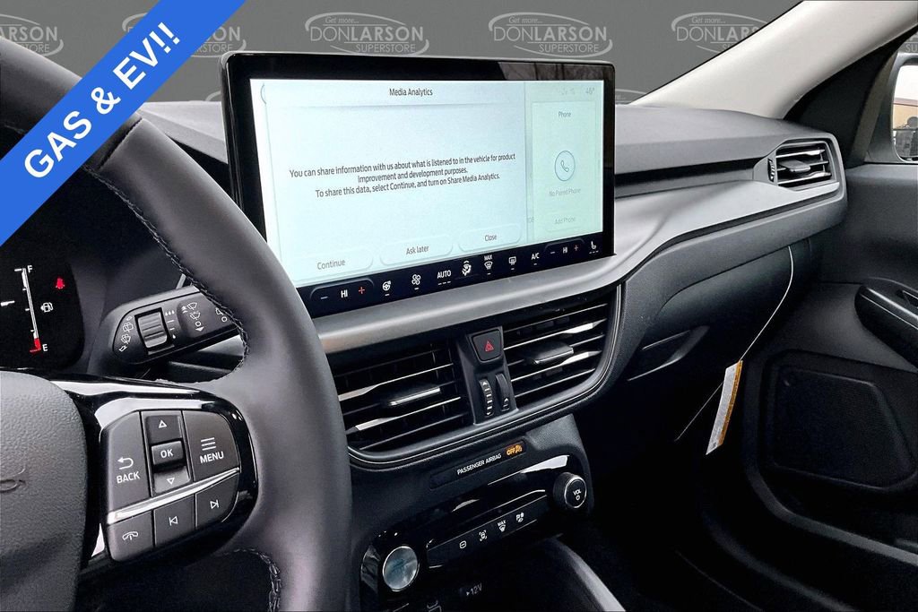 New 2026 Ford Escape SE w/ Class II Trailer Tow Package image 10