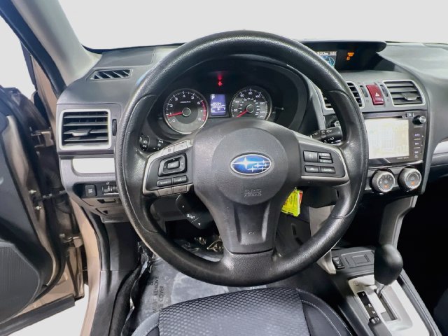 Used 2016 Subaru Forester 2.5i Premium AWD/4WD image 11