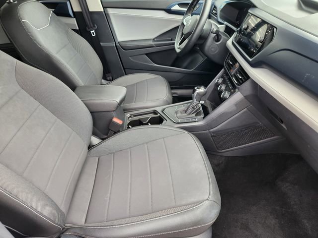 Used 2024 Volkswagen Taos SE image 10