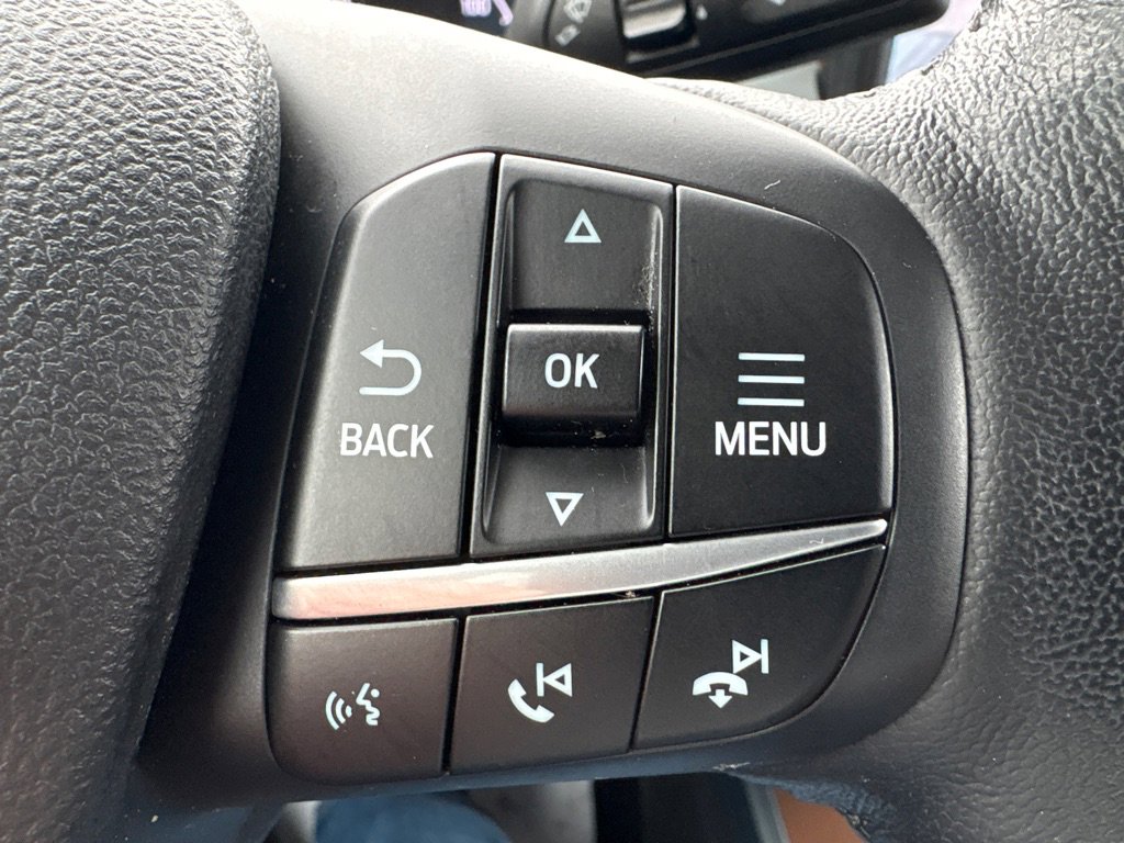 Used 2022 Ford Maverick Lariat w/ Equipment Group 500A Standard image 18