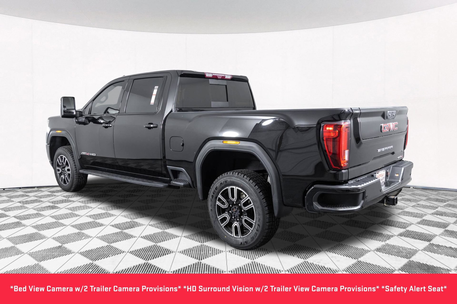 Used 2022 GMC Sierra 2500 AT4 w/ AT4 Premium Plus Package AWD/4WD image 18