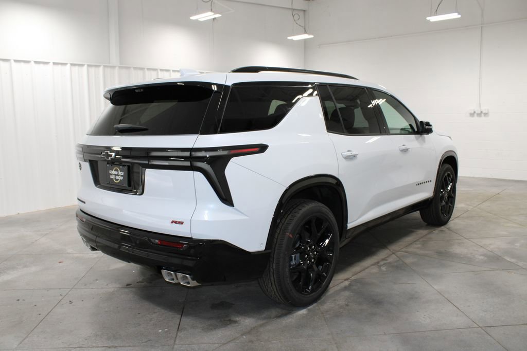 New 2026 Chevrolet Traverse RS w/ LPO, Floor Liner Package image 9