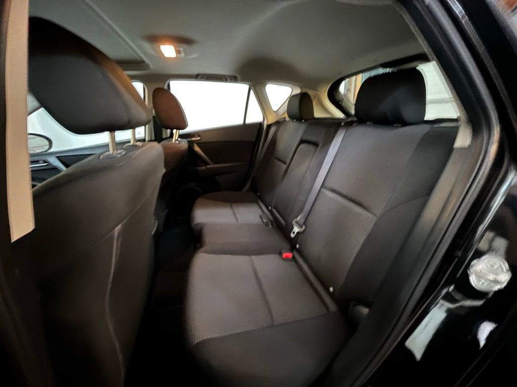 Used 2013 MAZDA MAZDA3 i Touring w/ Preferred Equipment Pkg image 23