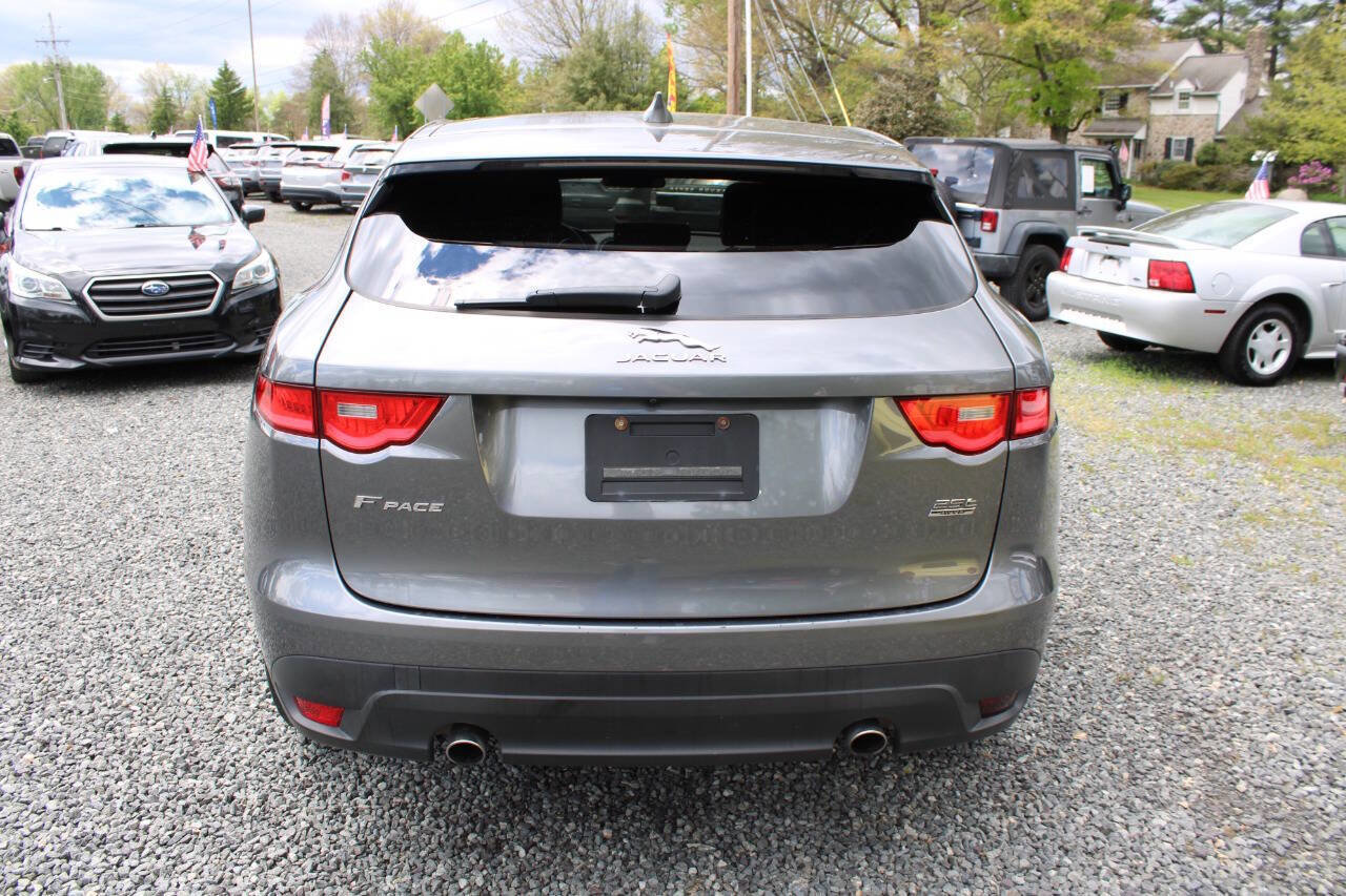 Used 2018 Jaguar F-PACE Premium AWD/4WD image 8