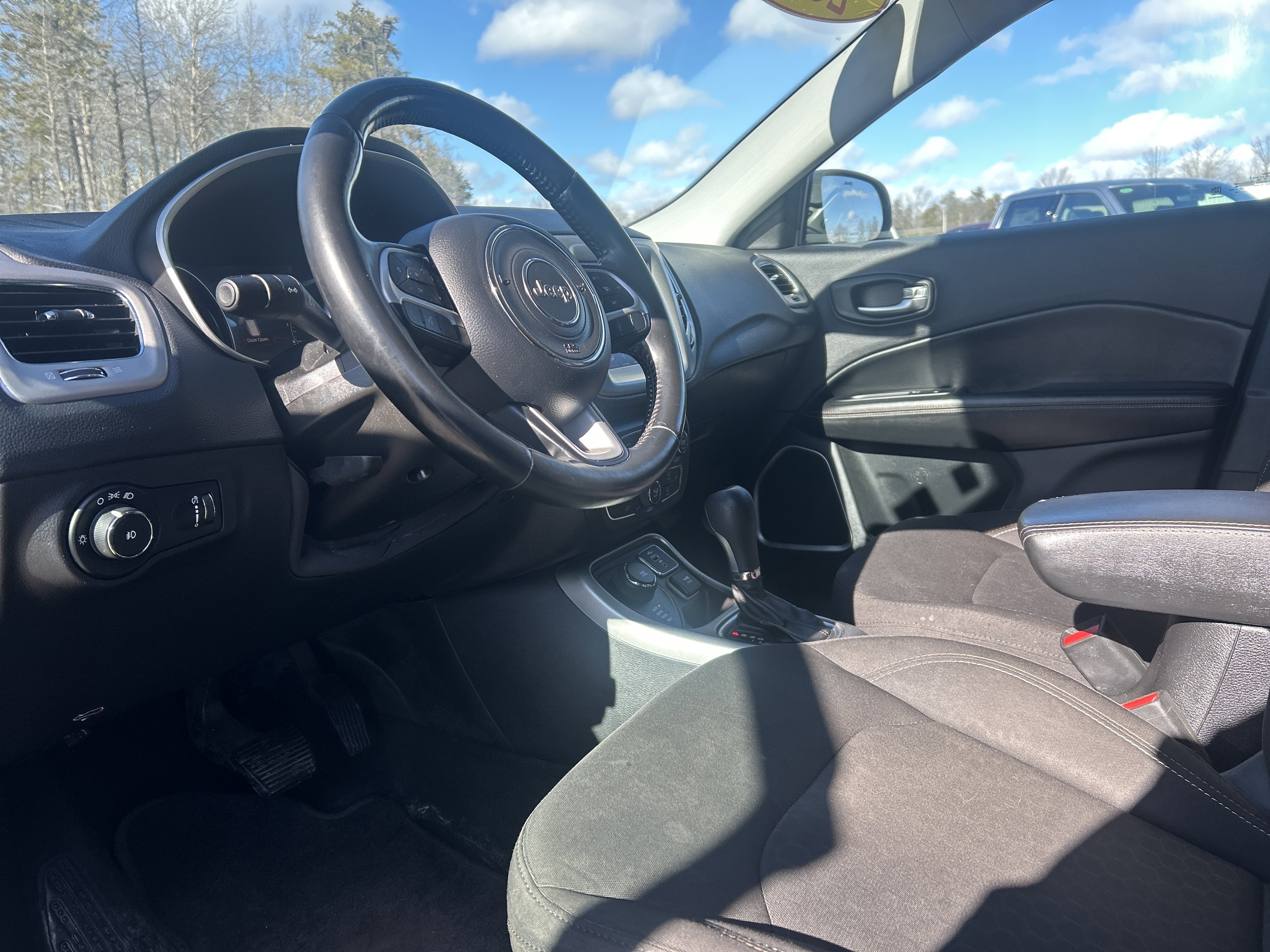 Used 2020 Jeep Compass Sport image 13