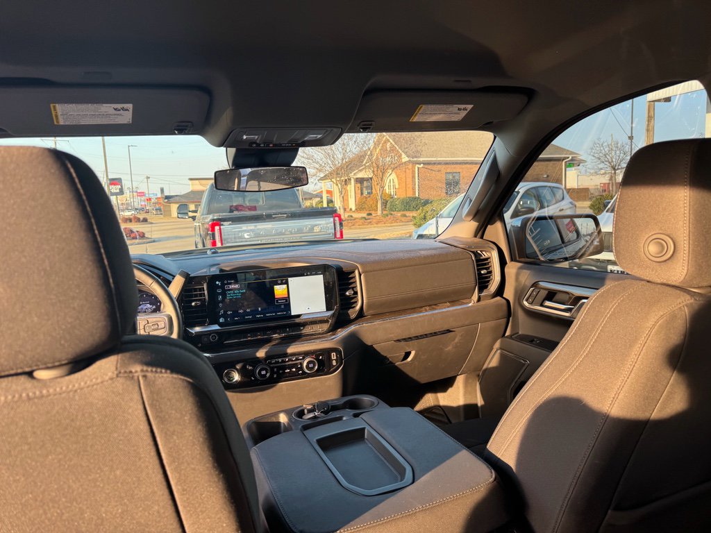 Used 2024 Chevrolet Silverado 1500 LT image 14