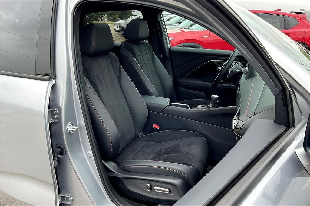 Used 2025 Acura ADX A-Spec image 10