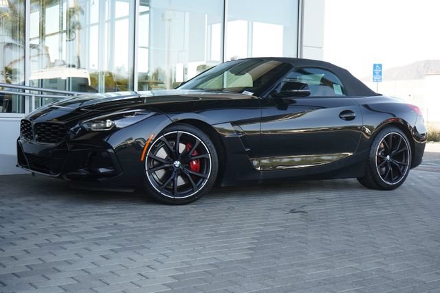 Used 2023 BMW Z4 M40i w/ Premium Package RWD image 7