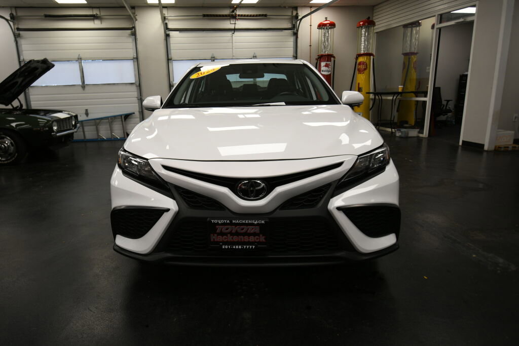 Certified 2024 Toyota Camry SE image 2