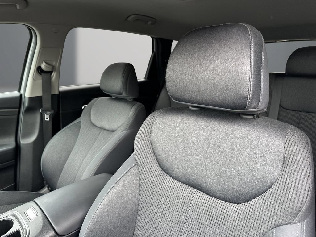 Used 2022 Hyundai Santa Fe SEL w/ Cargo Package AWD/4WD image 14