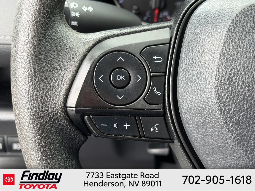 Used 2022 Toyota RAV4 LE FWD image 25