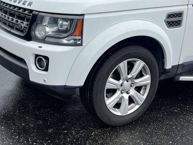 Used 2016 Land Rover LR4 HSE AWD/4WD image 9