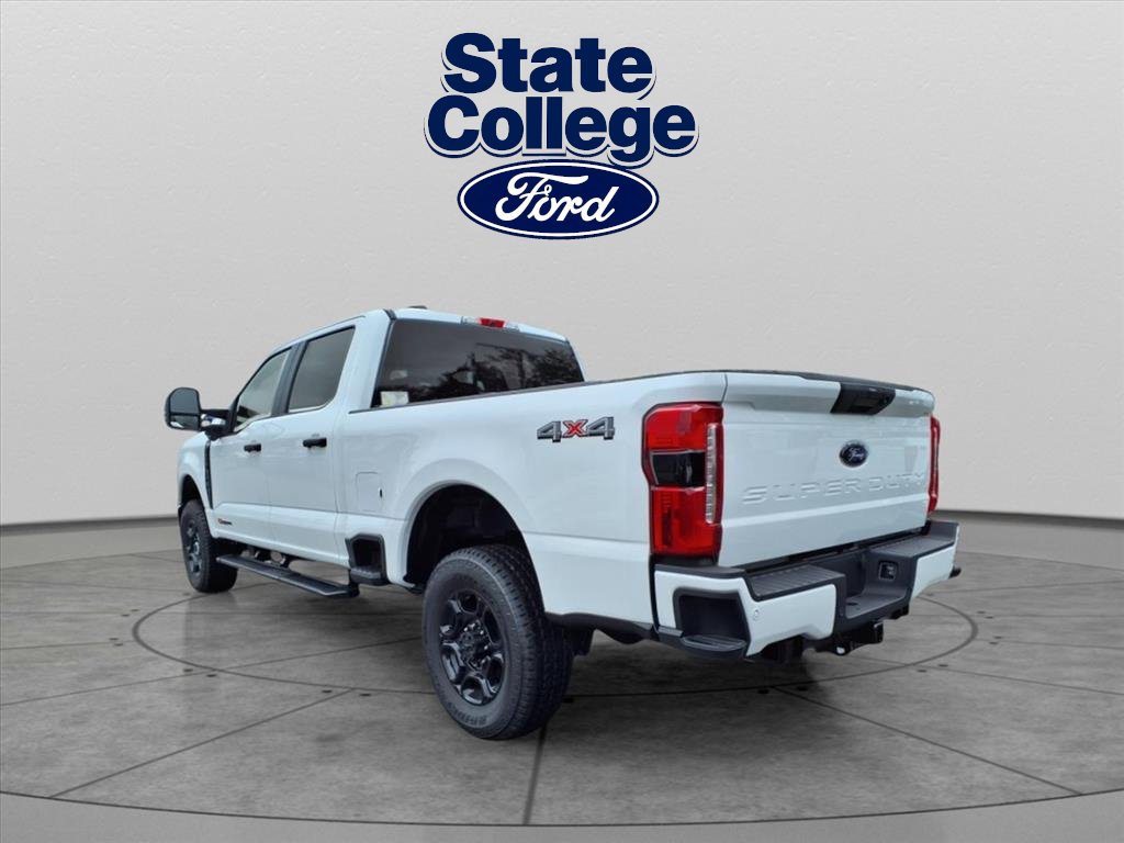 New 2026 Ford F250 4x4 Crew Cab Super Duty image 3