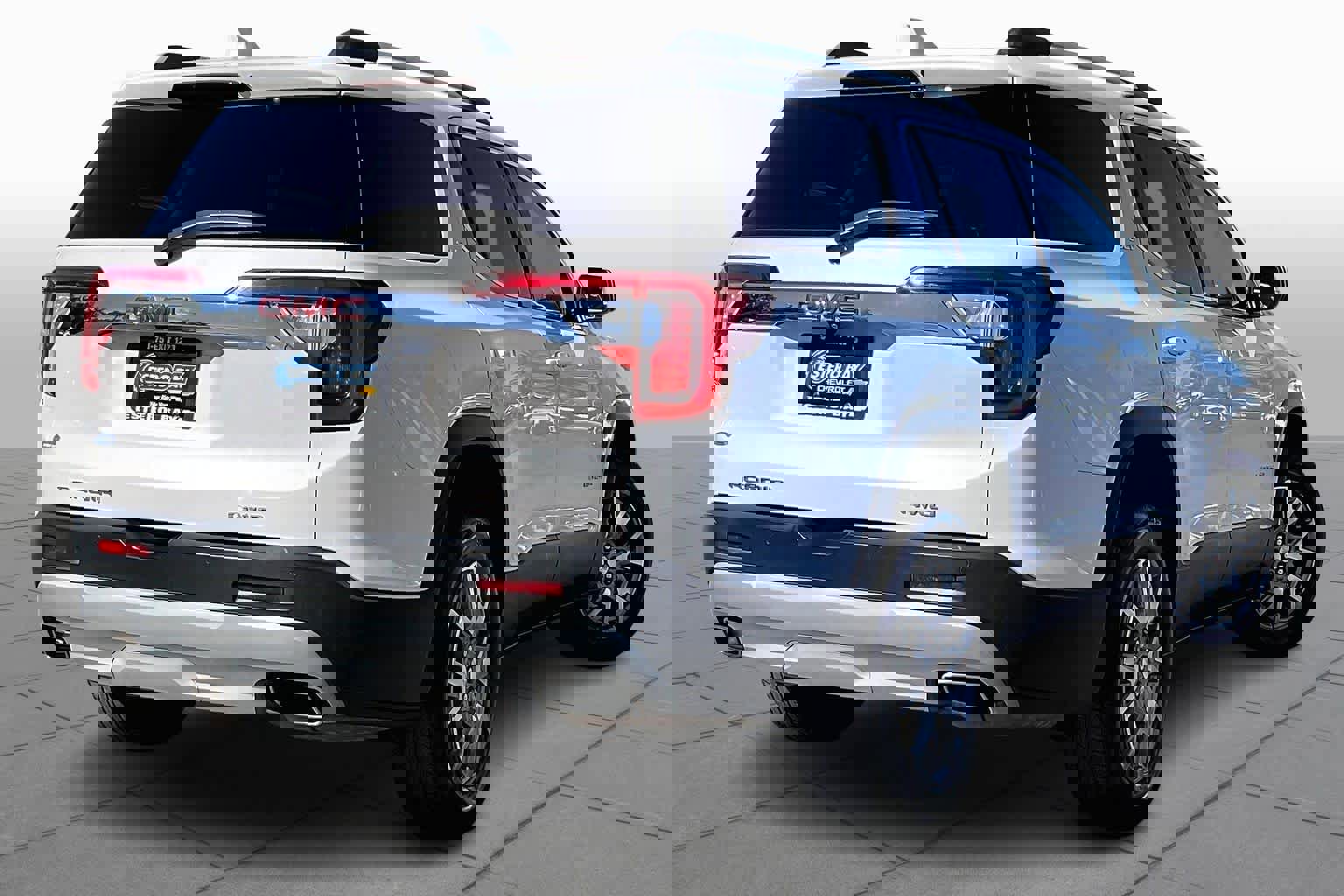 Used 2021 GMC Acadia SLT image 13