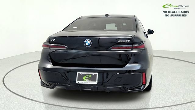 Used 2025 BMW i7 xDrive60 w/ Executive Package RWD image 8