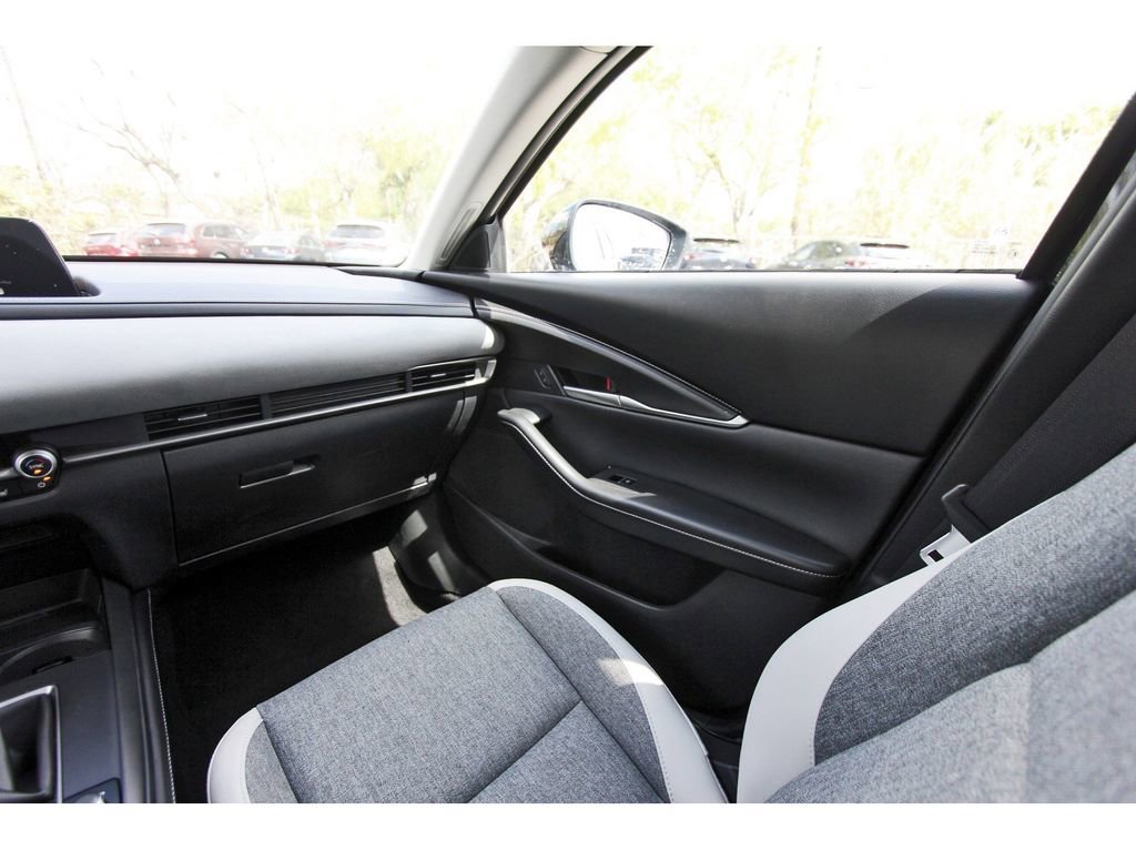 New 2026 MAZDA CX-30 Aire Edition image 8