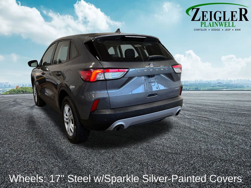 Used 2022 Ford Escape S image 7