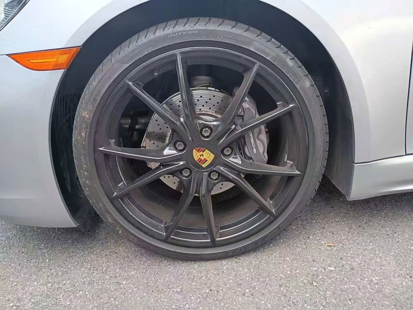 Used 2018 Porsche 718 Cayman RWD image 19